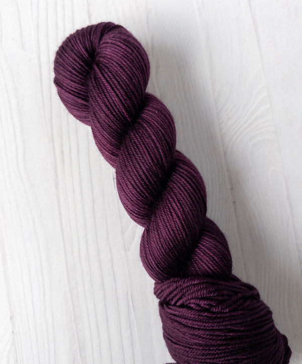 Witch of the Waste - Merino DK [old base - 246 yds]