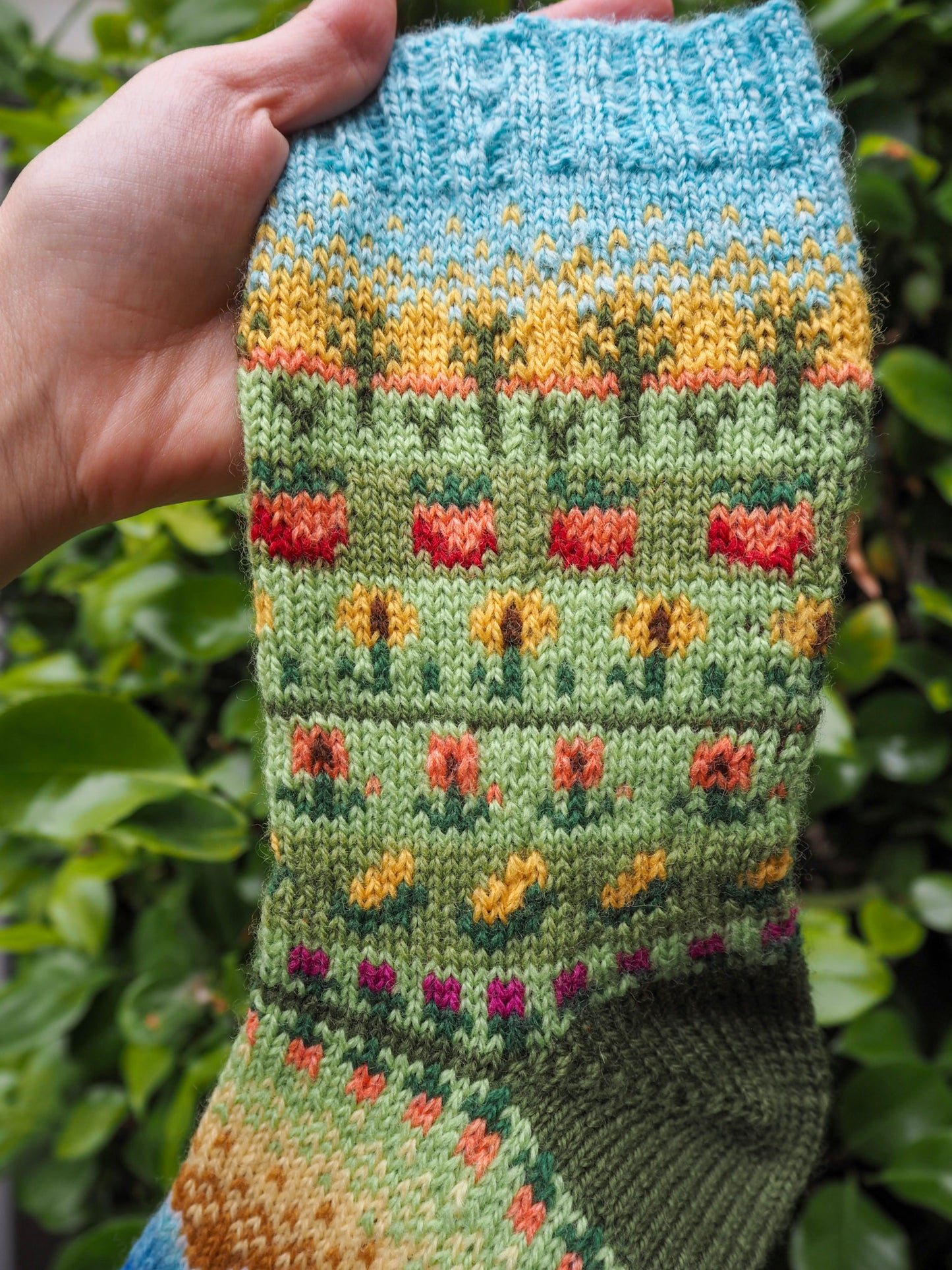 Summer (The Sun Can Bend an Orange Sky) - Knitting Pattern PDF